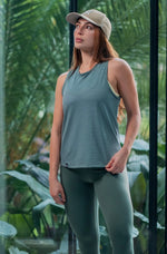 Cargar imagen en el visor de la Galería, Blusa Deportiva Malva
